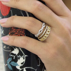 stackable chain link ring with diamonds