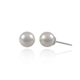 8-8.5mm Akoya pearl earrings