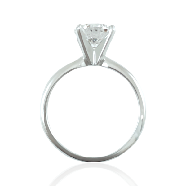 18kt 4-prong solitaire mounting